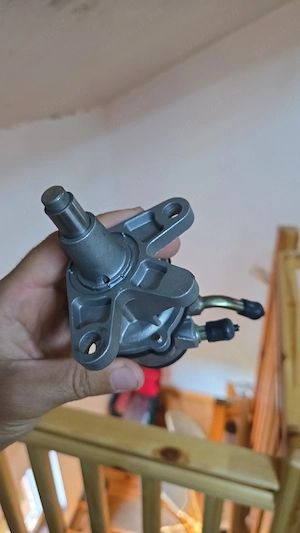 Pompa alimentare motor Deutz 4 cilindri 2819 1011 2011 - imagine 2