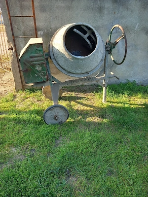 Vand betoniera fara motor