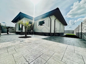 Casa individuala | Teren 375 mp | 4 camere - 2 bai - Terasa
