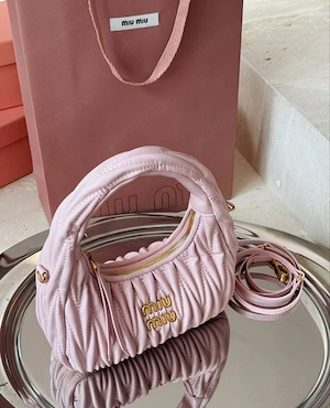 Miu Miu geantă de damă, piele naturală