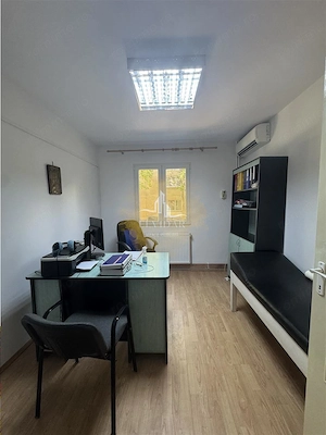 Apartament 3 camere - zona Circumvalatiunii | Cabinet medical - imagine 3
