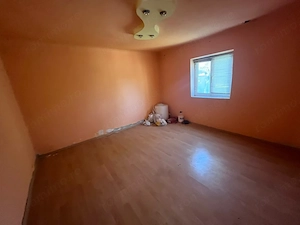 Casa de vanzare in Breasta, teren 400 mp - imagine 2