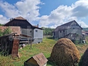 Casa individuala renovabila, teren 2300 mp, comuna Alunis - imagine 5