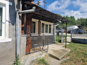 Casa individuala renovabila, teren 2300 mp, comuna Alunis - imagine 3