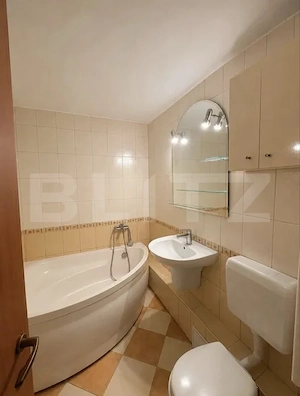 Apartament 2 camere, decomandat, parcare, zona Plopilor - imagine 7