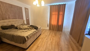 Casa singur in curte, teren 500mp Calea Dumbravii - imagine 2