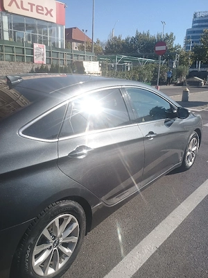 Vând Hyundai i40  - imagine 4