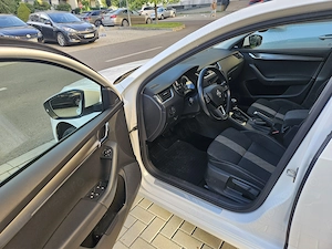 Vând Skoda Octavia 3 Facelift (2018) DSG   Mașină Personală - imagine 3