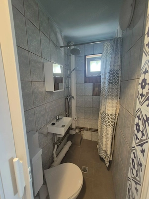  Garsonieră renovată integral,13 mp, Buziaș  - imagine 4