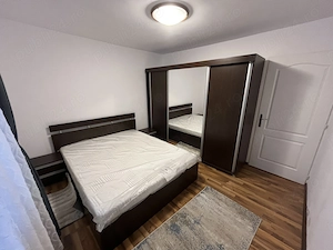 Închiriez apartament 2 camere - imagine 2