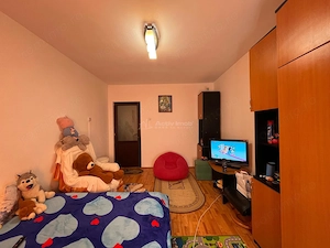 Lugoj, Ap. 1 Cam., 41 Mp.,  Et. 3, Strada Cernei, Langa Liceul Aurel Vlaicu - imagine 2