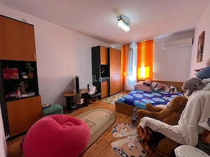 Lugoj, Ap. 1 Cam., 41 Mp.,  Et. 3, Strada Cernei, Langa Liceul Aurel Vlaicu - imagine 11