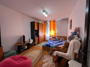 Lugoj, Ap. 1 Cam., 41 Mp.,  Et. 3, Strada Cernei, Langa Liceul Aurel Vlaicu