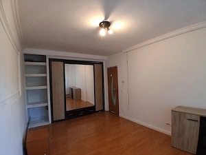 Apartament 3 camere decomandat Lipovei langa Pizzeria Thalia parter cu balcon centrala proprie - imagine 5