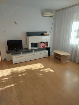 Închiriez apartament cu 2 camere semidecomandat Zina Uioara în Berceni sectorul 41800 RON - imagine 4