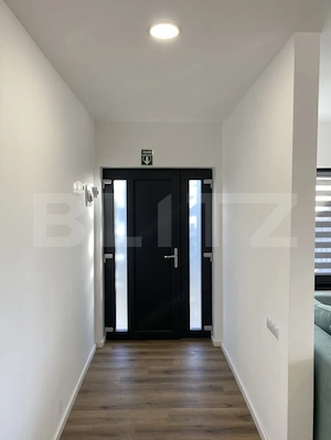 Apartament 2 camere, LUX, 60mp la casa, curte 40mp, langa Aeroport, Dezmir  - imagine 9