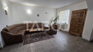 Casa cu piscina si curte libera 438mp de vanzare in Turnisor Sibiu - imagine 10
