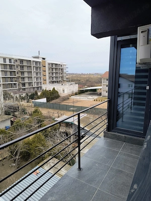 Inchiriez apartament 2 camere Mamaia Nord -zona Lidl - imagine 4