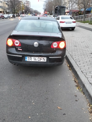 Vând VW Passat b6 1,9 tdi - imagine 3