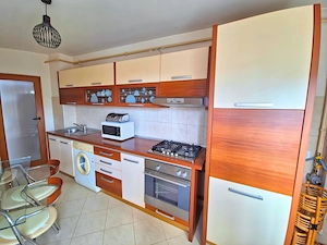 APARTAMENT DE 2 CAMERE, ETAJUL 1 - CALEA LUI TRAIAN - imagine 4