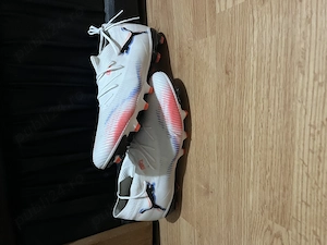 Vând ghete Puma future 8 match albe mărimea 46