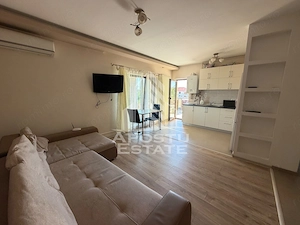 Apartament cu 3 camere de vânzare ,terasă mare, Dumbravita - imagine 5