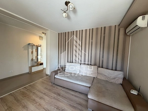 Apartament cu 3 camere de vânzare ,terasă mare, Dumbravita - imagine 4