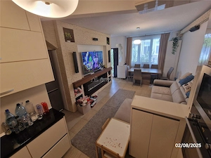 Casa 3 camere 100mp - centrala termica - loc parcare - Splaiul Unirii - Timpuri Noi - imagine 2