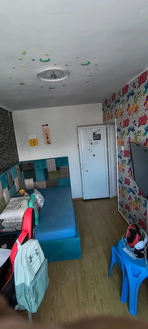 Apartament 3 camere, Str. Democrației (vis- -vis Valu Center), utilat, 67.000   sau schimb cu casă P - imagine 2