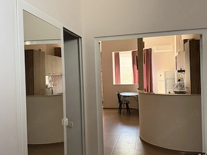 Închiriez apartament cu 3 camere pe termen lung sau scurt. - imagine 6