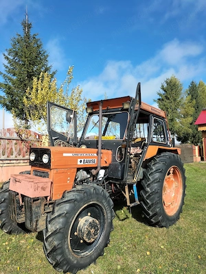 Tractor 640 universal 