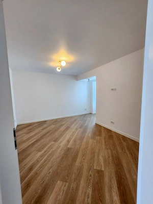 De vanzare apart. 3 camere Faleza , vedere Dunare, 78 mp, renovat premium - imagine 10