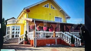 Pensiune / casă de vacanță cu 7 dormitoare, piscină și curte – Ivănești