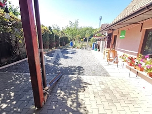 Casa individuala cu 5 camere si 687 mp teren in zona Lazaret - imagine 8