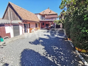 Casa individuala cu 5 camere si 687 mp teren in zona Lazaret - imagine 12