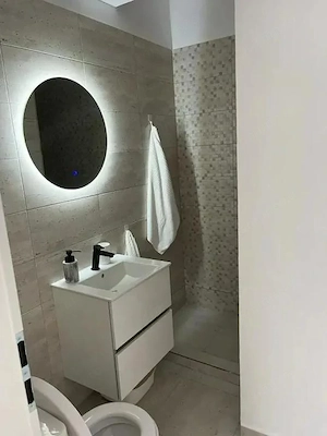 Apartament 2 camere Mamia Nord - imagine 8