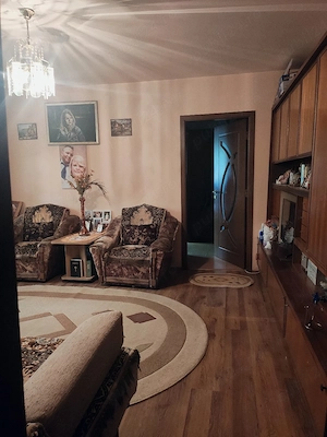 Apartament 2 camere Brazda lui Novac ,la parter cu balcon - imagine 3
