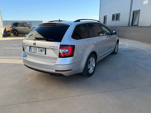 Skoda Octavia 3, Pun la dispozitie verificare Car Vertical si note constatare daunele fiind minore - imagine 5
