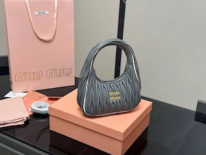 Miu Miu geantă de damă, piele naturală