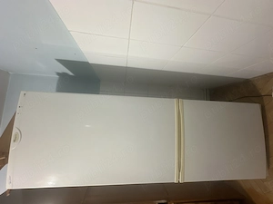 Vând combină frigorifică NO FROST marca Whirlpool
