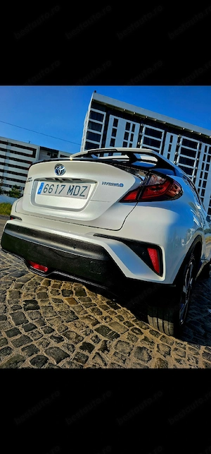 Toyota C-HR Hybrid 2  KM - imagine 5