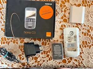 Vând Nokia C3