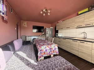 Apartament 4 camere, decomandat  mp '70 utili, boxa, 10 mp cu CF etaj 3-Soarelui - imagine 4