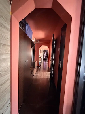 Apartament 4 camere, decomandat  mp '70 utili, boxa, 10 mp cu CF etaj 3-Soarelui - imagine 12