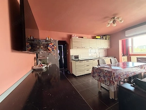Apartament 4 camere, decomandat  mp '70 utili, boxa, 10 mp cu CF etaj 3-Soarelui - imagine 5