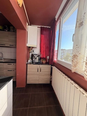 Apartament 4 camere, decomandat  mp '70 utili, boxa, 10 mp cu CF etaj 3-Soarelui - imagine 13