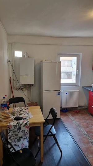 Proprietar vand apartament - imagine 9
