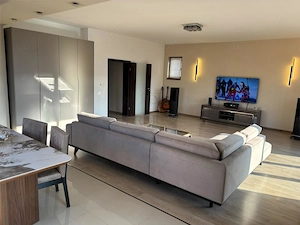 Apartament tip Penthouse | 95 mp | Singur pe nivel | Living 56 mp | Complex reziden #539;ial - imagine 2