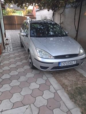 vind ford focus sau dezmembrez