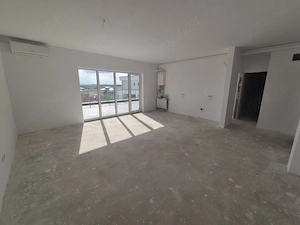 Apartament penthouse 4 camere, teresa 61 mp, Arad, comision 0 - imagine 5